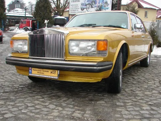 Rolls-Royce Silver Spirit