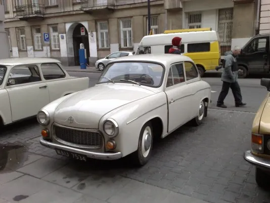 Syrena 104