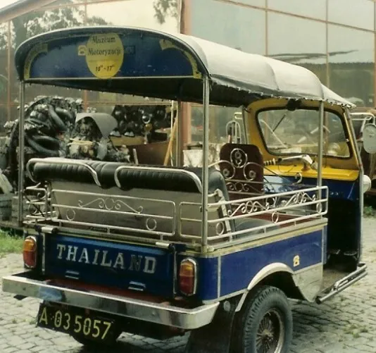 Daihatsu TUK TUK